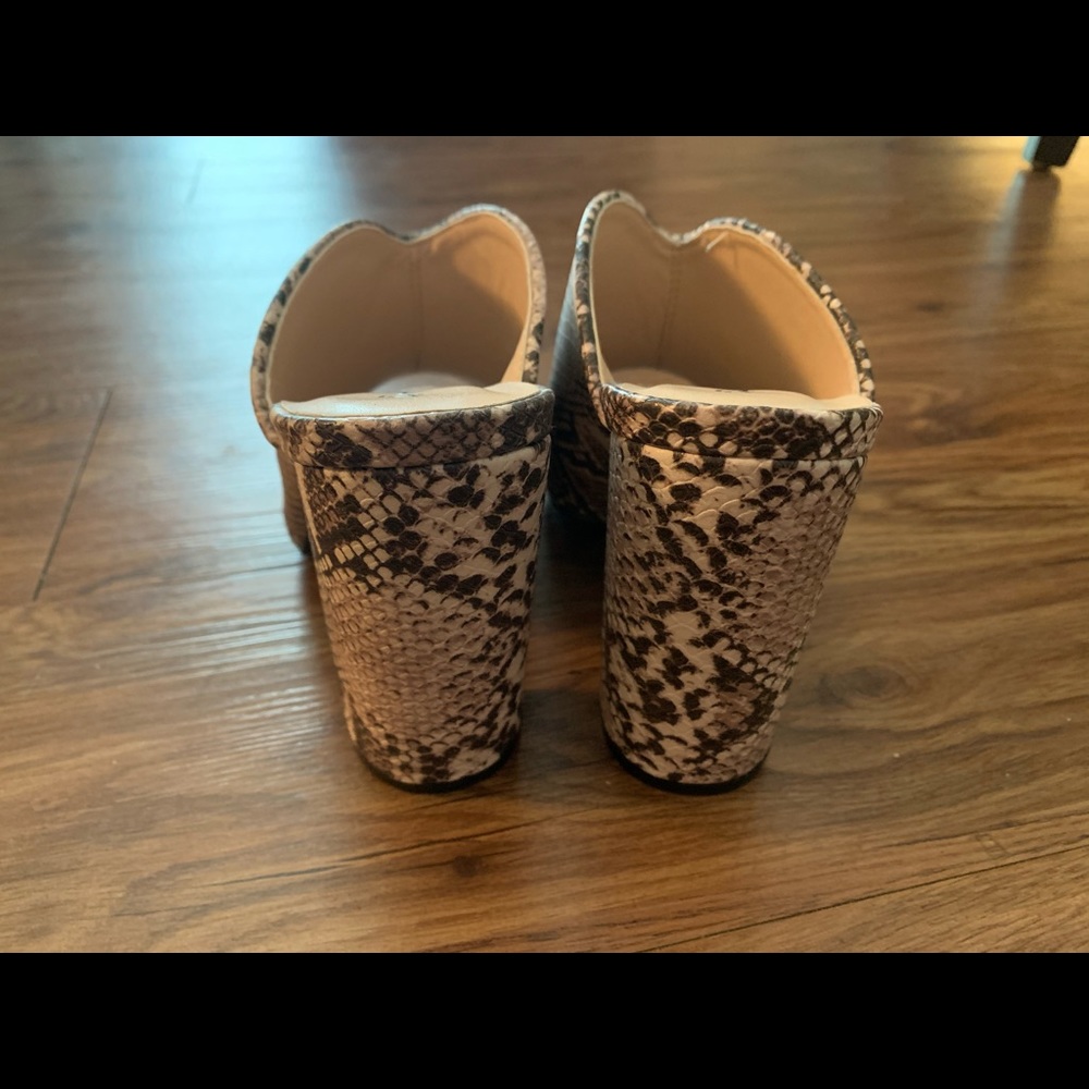 Heels - Picture 3 of 4